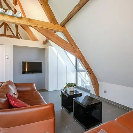 Schravenhoek Met Indoorzwembad En Sauna Veurne