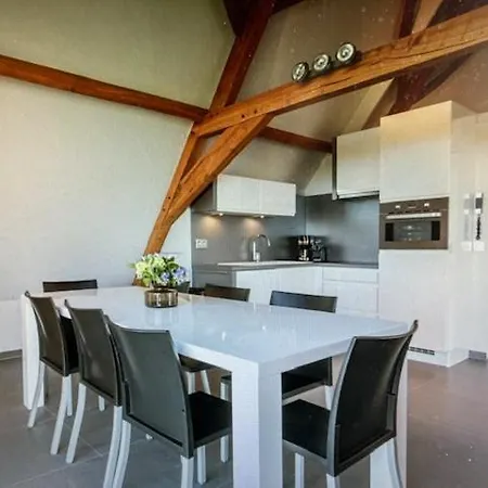 Schravenhoek Met Indoorzwembad En Sauna Veurne
