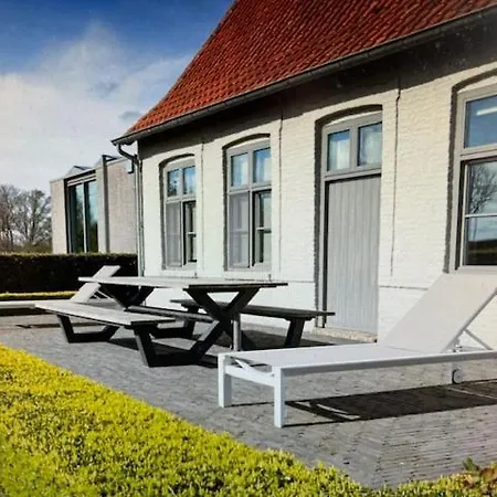 Schravenhoek Met Indoorzwembad En Sauna Prázdninový dům Veurne